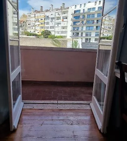 Coliving In Center Long-term בית אירוח *
