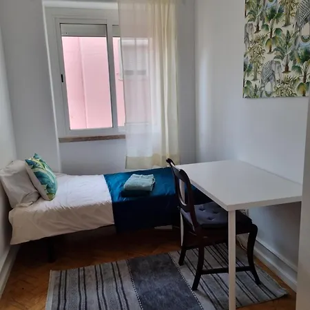 Coliving In Center Long-term Homestay *