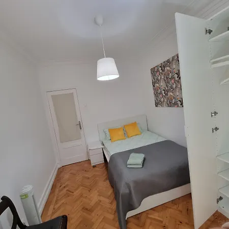 Habitación en casa particular Coliving In Center Long-term