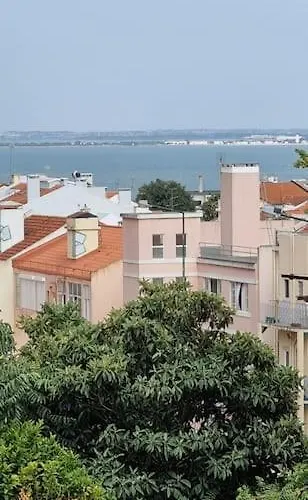 منزل للإقامة Coliving In Center Long-term