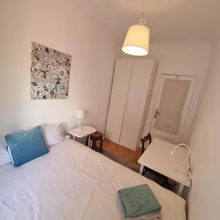 Coliving In Center Long-term * Лиссабон